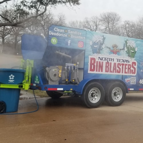 Trash Bin Cleaning